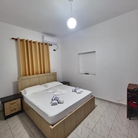Malaj Apartament *